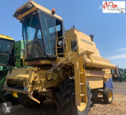 Moisson New Holland 8055 Cosechadora-trilladora usado