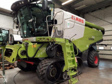 Mietitrebbiatrice Claas