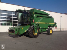 John Deere 2264 Kombajn zbożowy używana