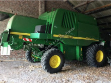 Moissonneuse-batteuse John Deere