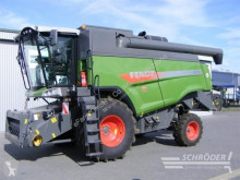 Moissonneuse-batteuse Fendt