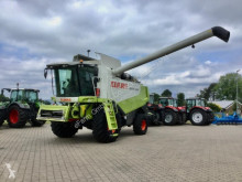 Moissonneuse-batteuse Claas