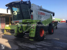 Mietitrebbiatrice Claas
