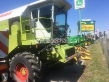 Mietitrebbiatrice Claas