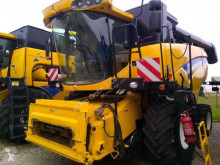 Moissonneuse-batteuse New Holland