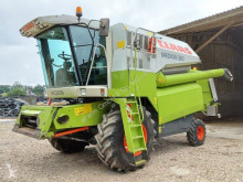 Moissonneuse-batteuse Claas