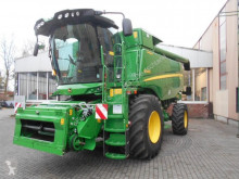 Moissonneuse-batteuse John Deere