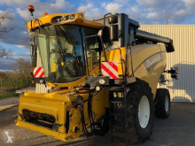 Mietitrebbiatrice New Holland