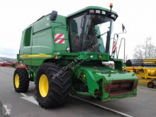 Moissonneuse-batteuse John Deere