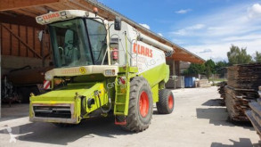 Claas Moissonneuse-batteuse occasion