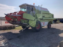 Moissonneuse-batteuse Claas