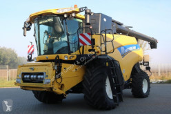 New Holland Moissonneuse-batteuse occasion