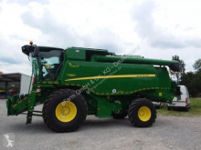 Moissonneuse-batteuse John Deere