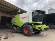 Moissonneuse-batteuse Claas