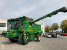 Žatva John Deere Kombajn ojazdený