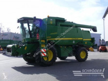 Moissonneuse-batteuse John Deere