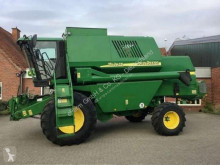 Moissonneuse-batteuse John Deere