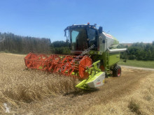 Claas Avero 240 Skördemaskin-tröskmaskin begagnad