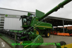 Moissonneuse-batteuse John Deere