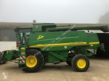 Moissonneuse-batteuse John Deere