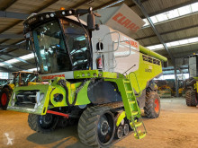 Mietitrebbiatrice Claas