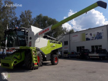 Claas Lexion 740 used Combine harvester