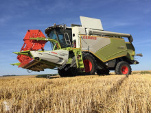 Cosechadora Claas Tucano 420