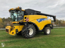 Žatva New Holland Kombajn ojazdený