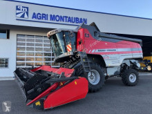 Moissonneuse-batteuse Massey Ferguson