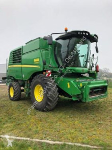 John Deere Ceifeira-debulhadora usado
