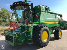 Žatva John Deere Kombajn ojazdený