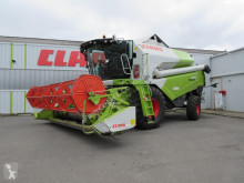 Moissonneuse-batteuse Claas