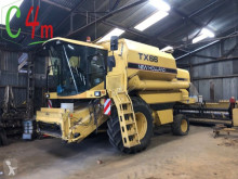 New Holland TX 66 Skördemaskin-tröskmaskin begagnad