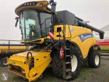 Moissonneuse-batteuse New Holland
