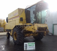 New Holland moissonneuse tf 42 Skördemaskin-tröskmaskin begagnad