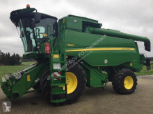 Moissonneuse-batteuse John Deere