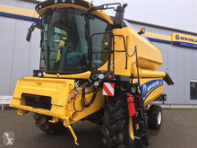 Moissonneuse-batteuse New Holland