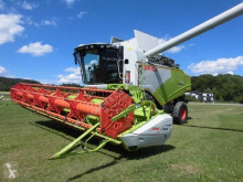 Mietitrebbiatrice Claas