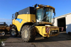 Moissonneuse-batteuse New Holland