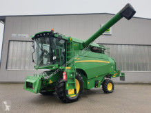 John Deere Combine harvester W330