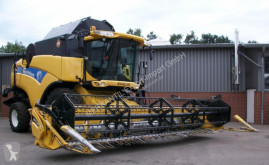 New Holland Combine harvester CX 880 4 x 4