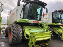 Claas használt Arató-cséplő kombájn