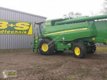 John Deere W650 233EZ gebrauchter Mähdrescher