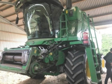 John Deere Combine harvester