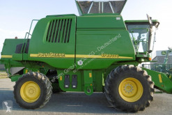 John Deere használt Arató-cséplő kombájn