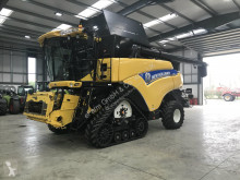 Moissonneuse-batteuse New Holland