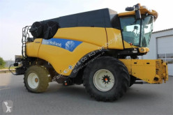 New Holland Moissonneuse-batteuse occasion