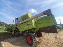 Moisson Cosechadora-trilladora con cuatro sacudidores Claas AVERO 160