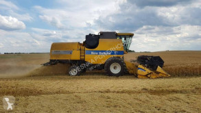 Moissonneuse-batteuse New Holland TC5070RS Varifeed