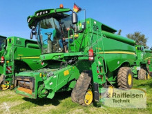John Deere Kombajn zbożowy używana